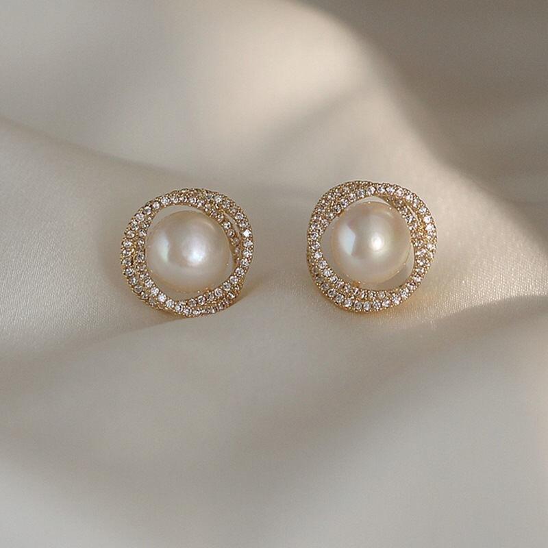 Earrings Vintage Pearl Stud Earrings