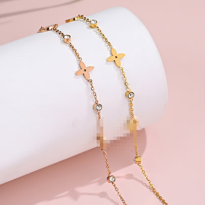 Four-leaf clover drill titanium steel bracelet