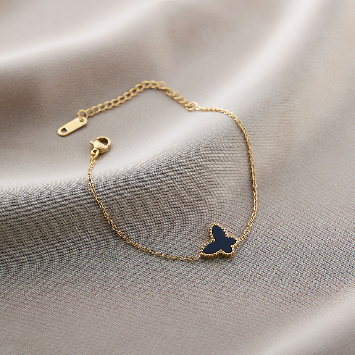 Titanium Steel Five-Leaf Clover Bracelet