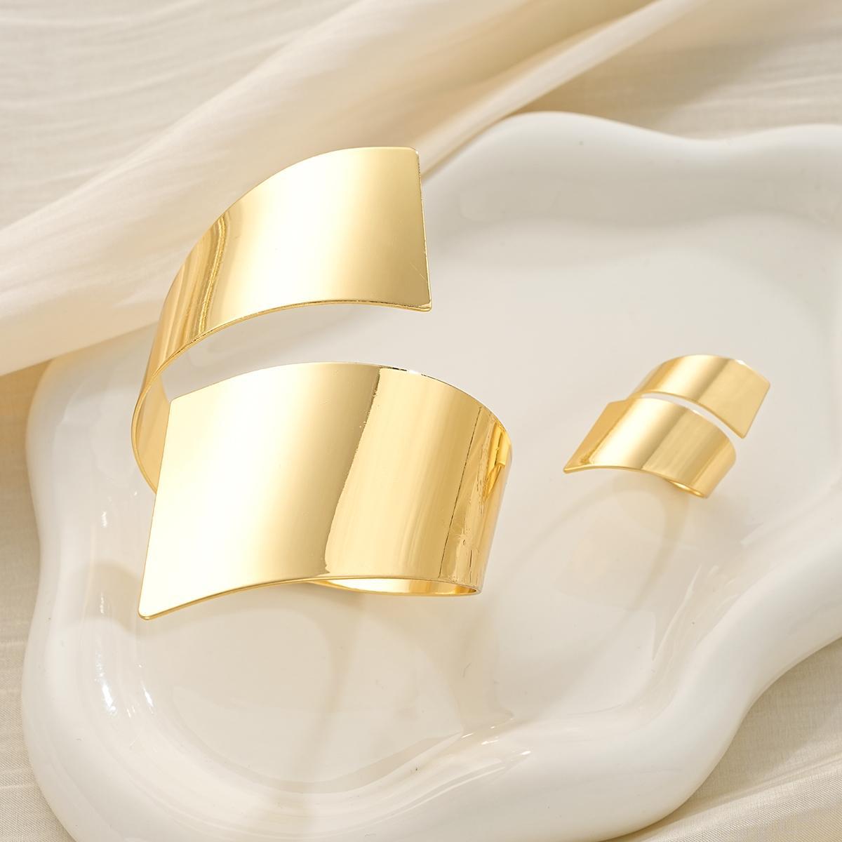 Irregular Geometric Open Bracelet Set