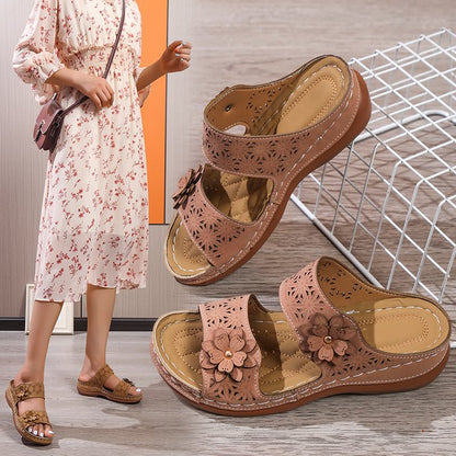 Soft-soled hollow flower sandals