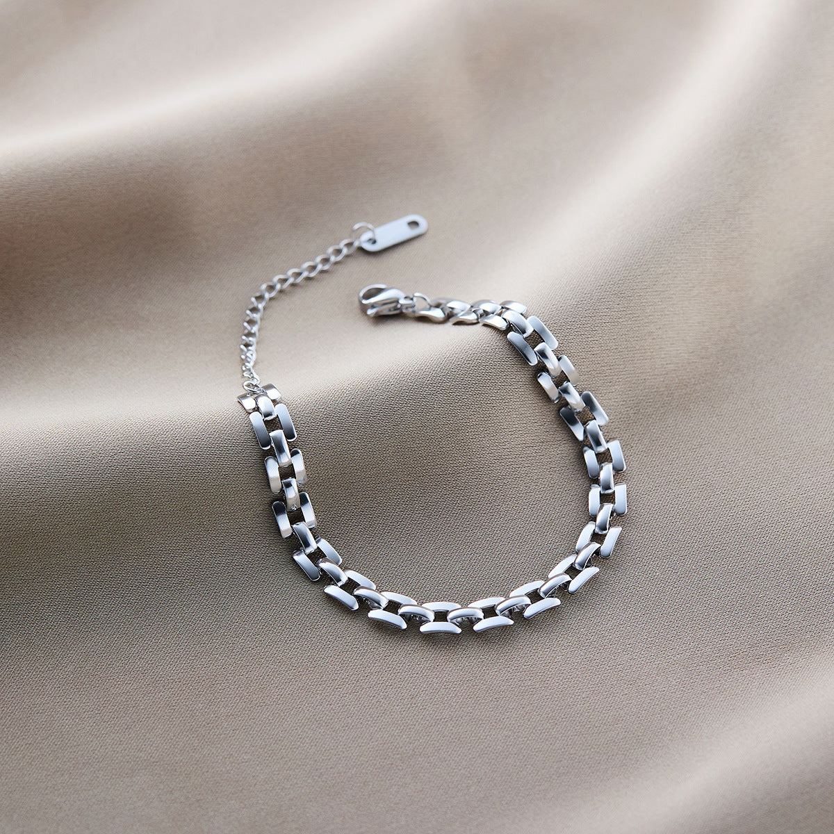 Titanium Steel Five-Leaf Clover Bracelet