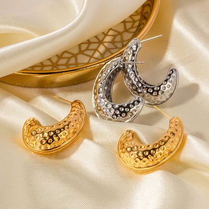 Temperament C-shaped hammer earrings
