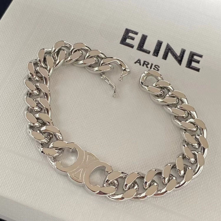 Double C letter twist Cuban chain