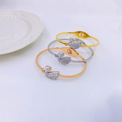 Black and White Swan Bracelet