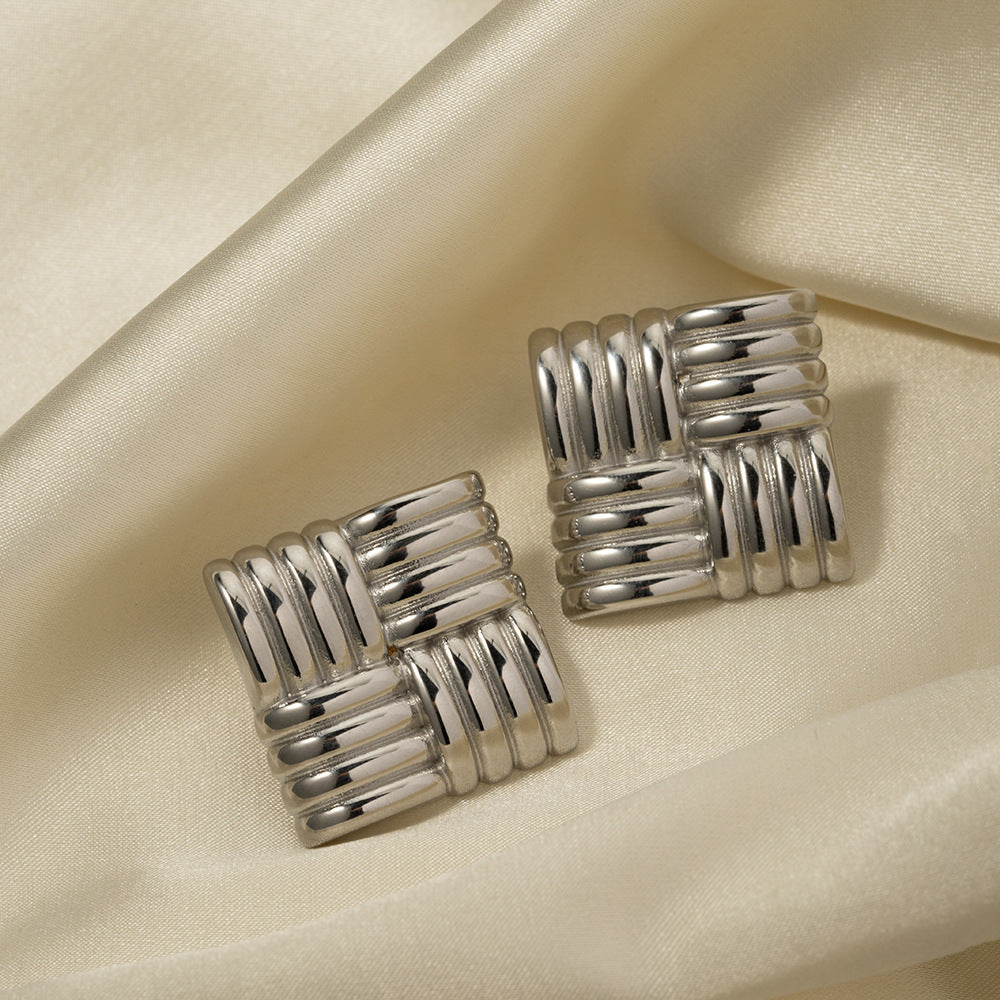 Aretes con textura cuadrada 