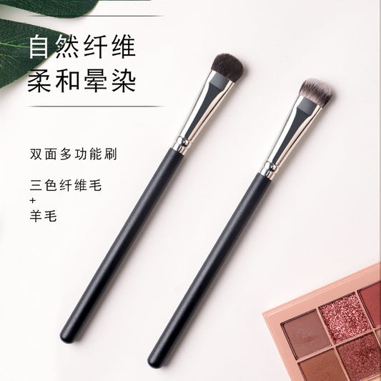 Single Wooden Eyeshadow Blending Foundation Brush
