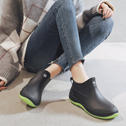 Versatile couple rain boots non-slip