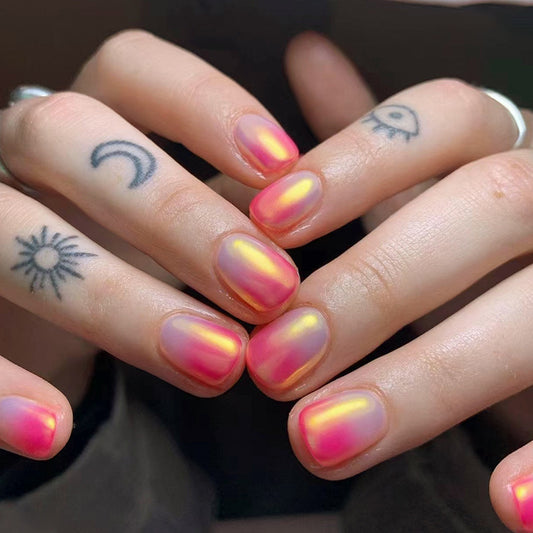 Uñas postizas Aurora con degradado magenta corto 