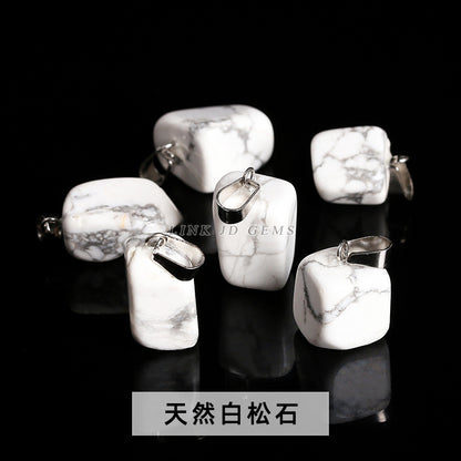 Amethyst rough stone square pendant.