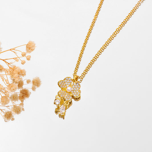 Women's Titanium Steel Clover Pearl Fringe Collarbone Necklace