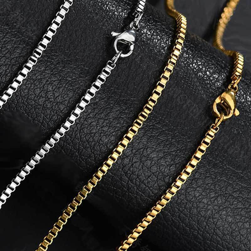 Korean Box Pendant Short Collarbone Necklace