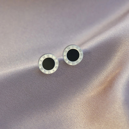 Four-leaf clover titanium steel ear buckle