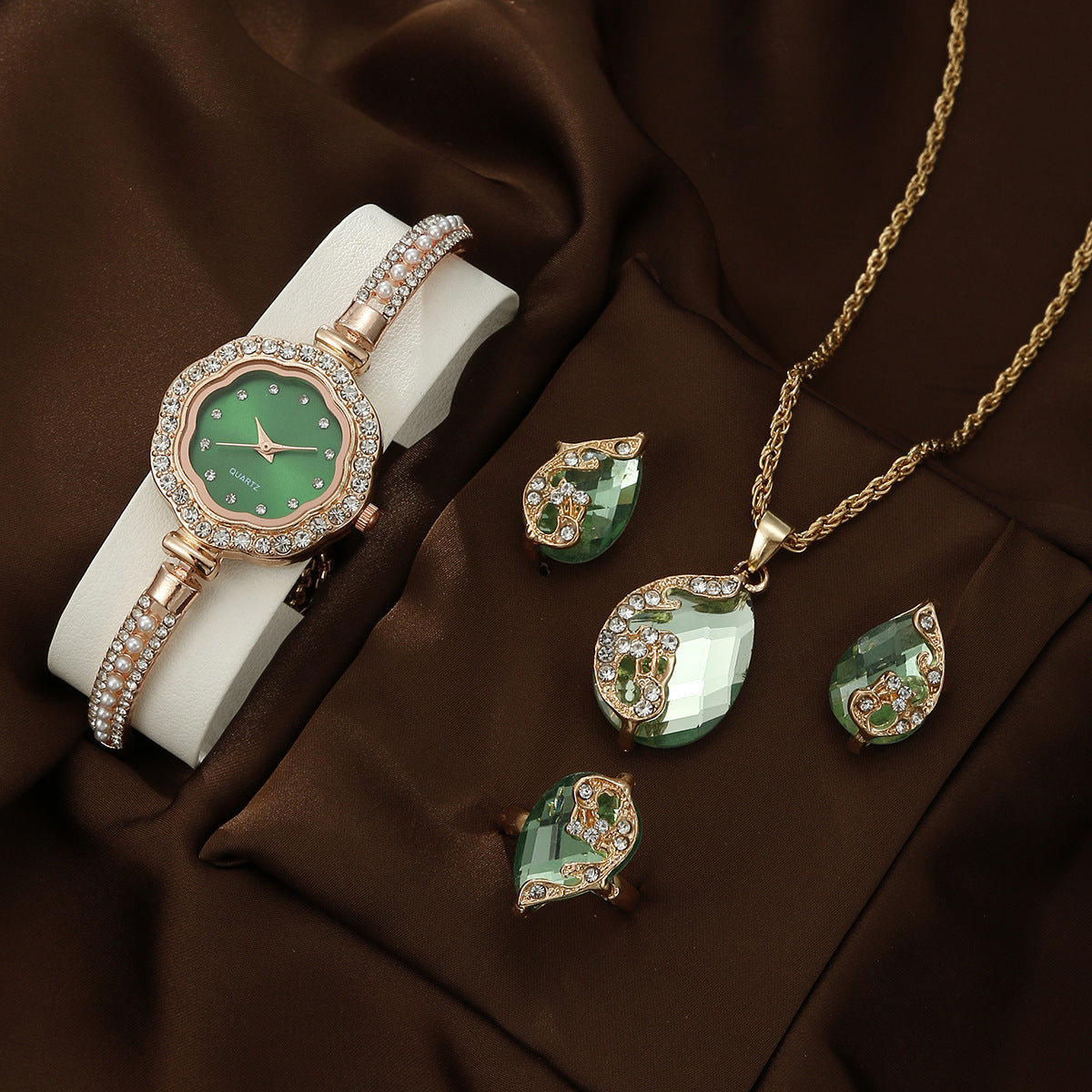 Diamond Women's Quartz Watch Jewelry Set