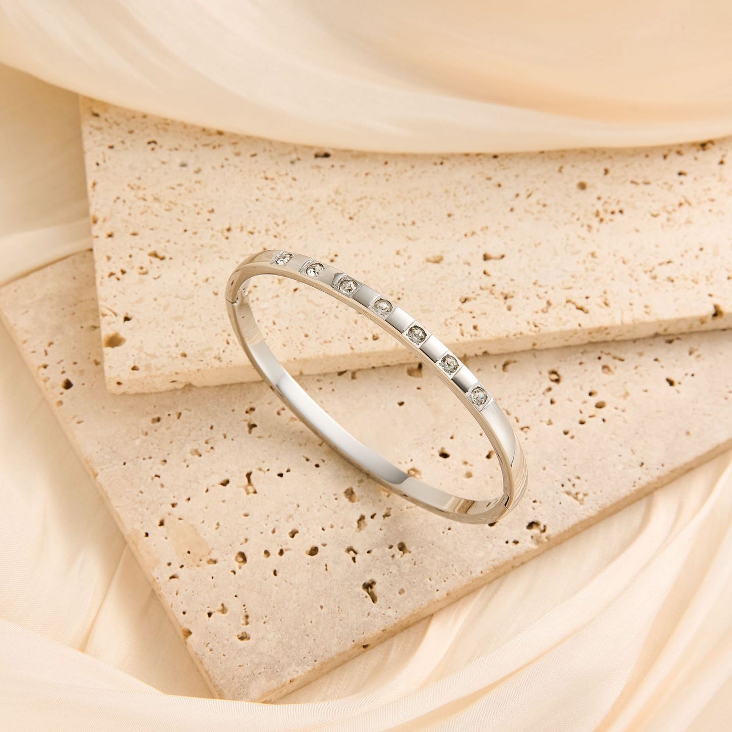 18K Gold Zircon Star Bracelet