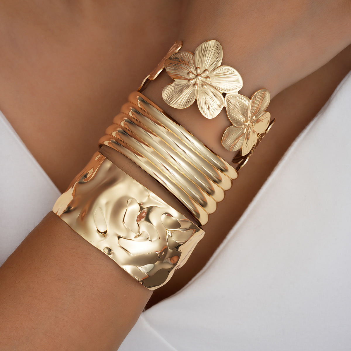 3Pcs Pleated Flower Bracelet Set