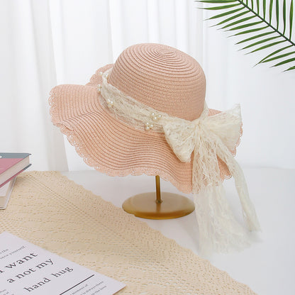 Wavy-Edge Floral Straw Hat