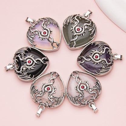 Pingente de coração de gema envolto em dragão de asa dupla vintage de cristal 