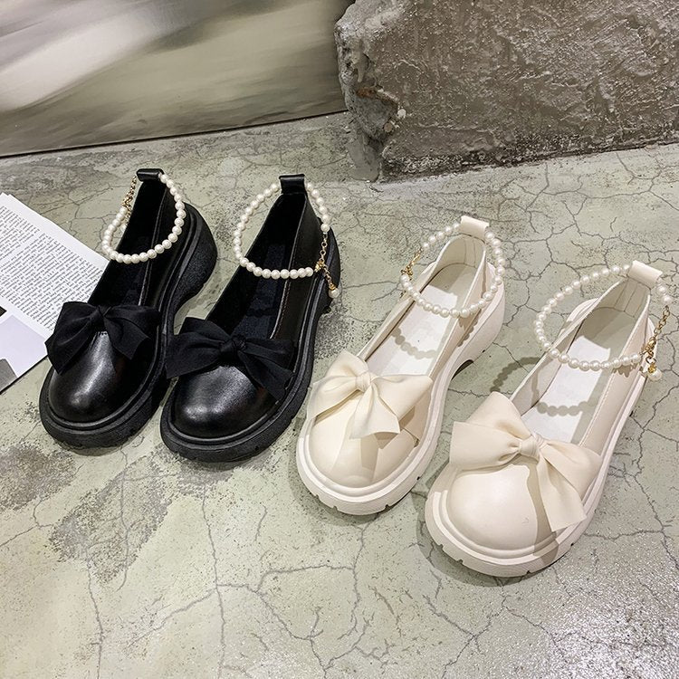 Chain-buckle flats for women