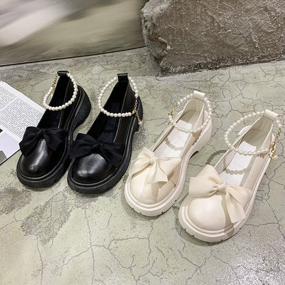 Chain-buckle flats for women