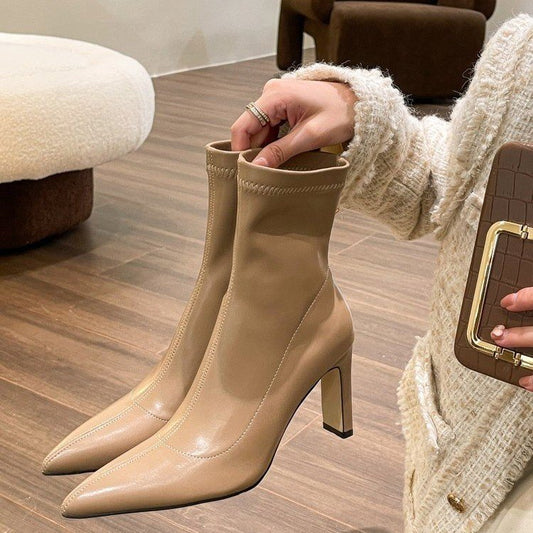 Pointed high heel skinny leg boots