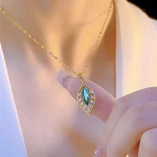 Women's Golden Branch & Jade Leaf Collarbone Necklace