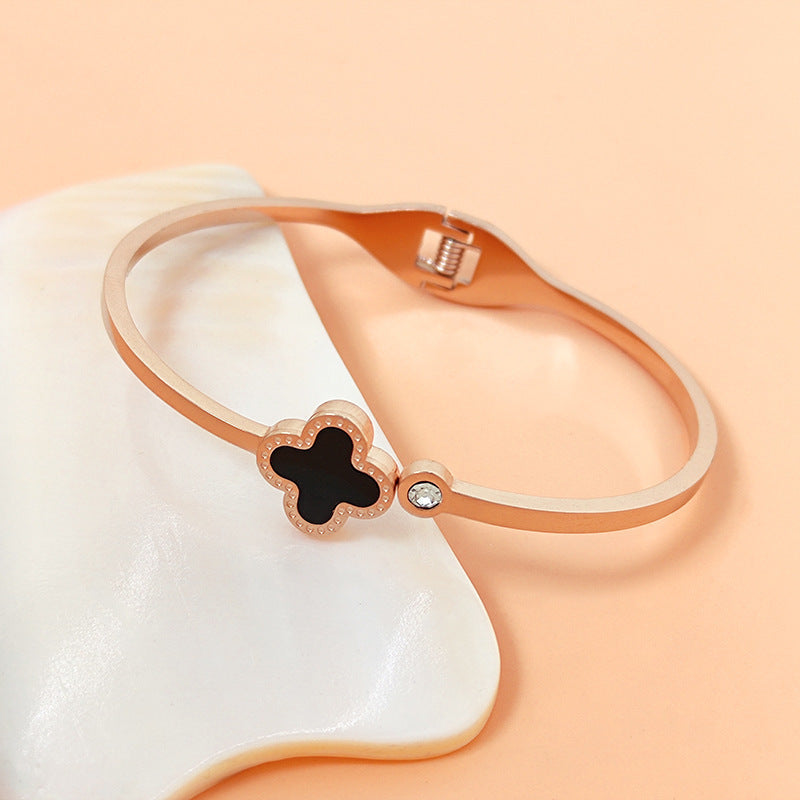 Women's Korean Rose Gold Four-Leaf Clover Titanium Steel Bracelet with Diamond Accent