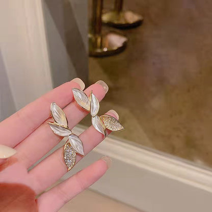 Pendientes de hoja versátiles 