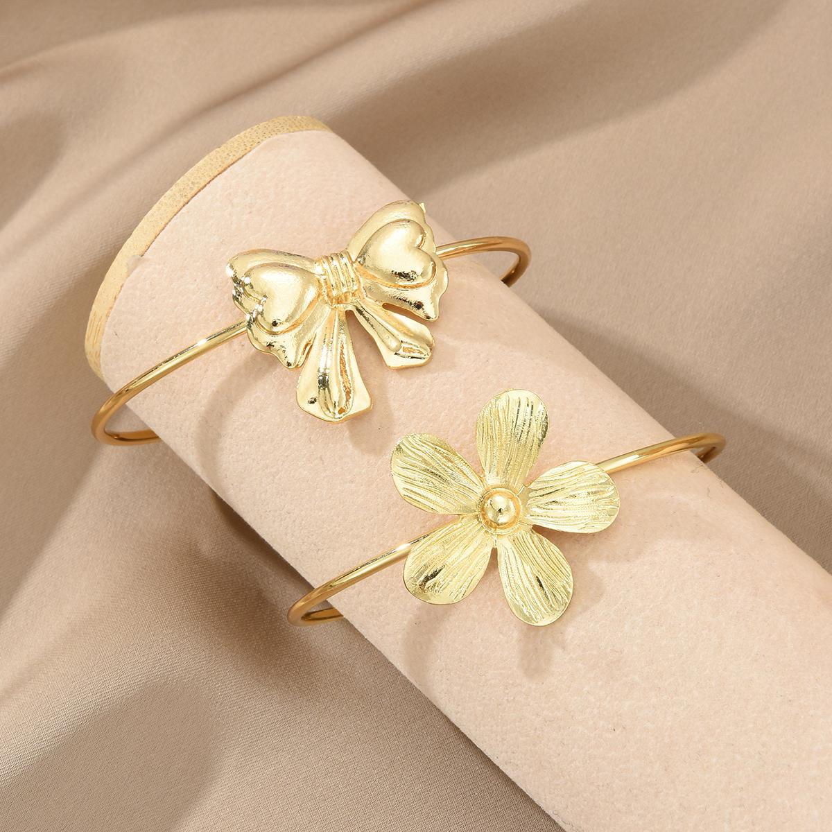 Retro Bow Gold Adjustable Bracelet