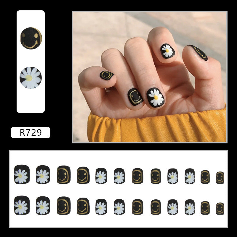 Heart Sweet Minimalist Nails