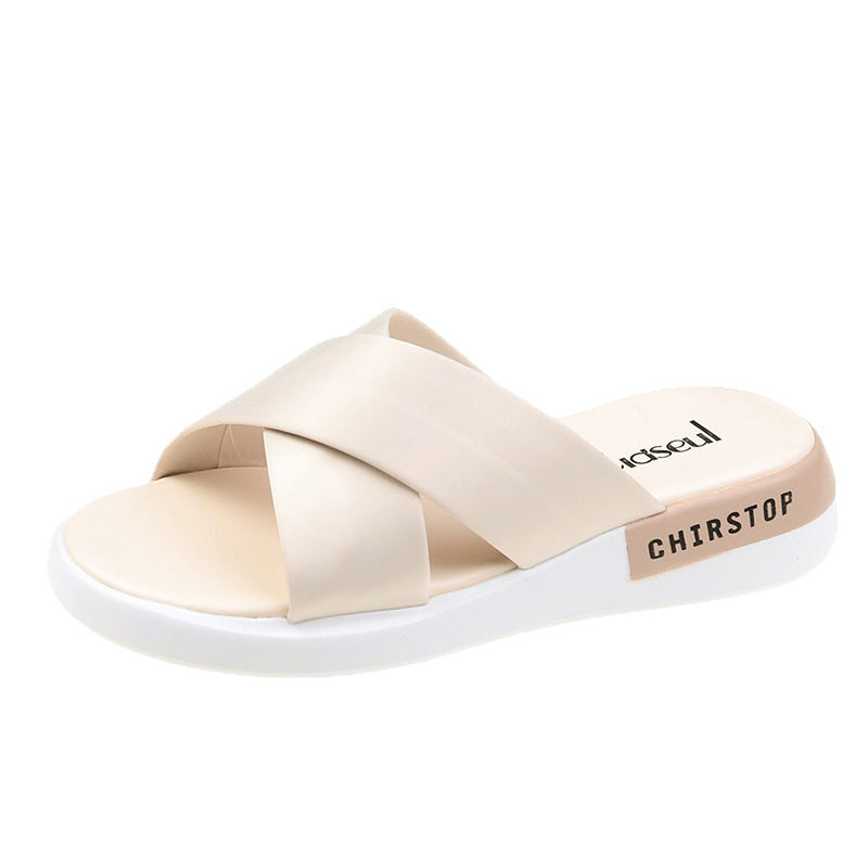 Slippers women wear thick-bottomed wedges in summer