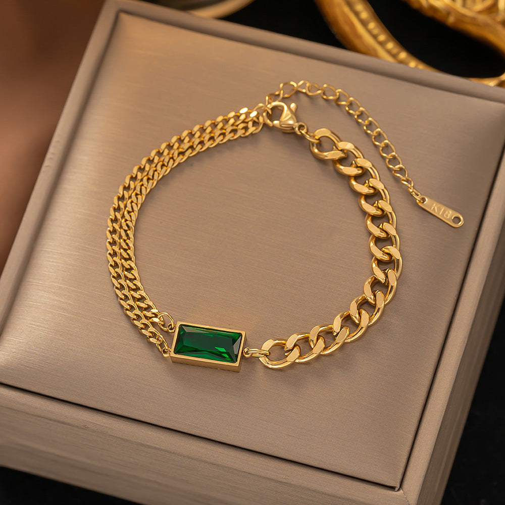 The new titanium steel bracelet is versatile for women