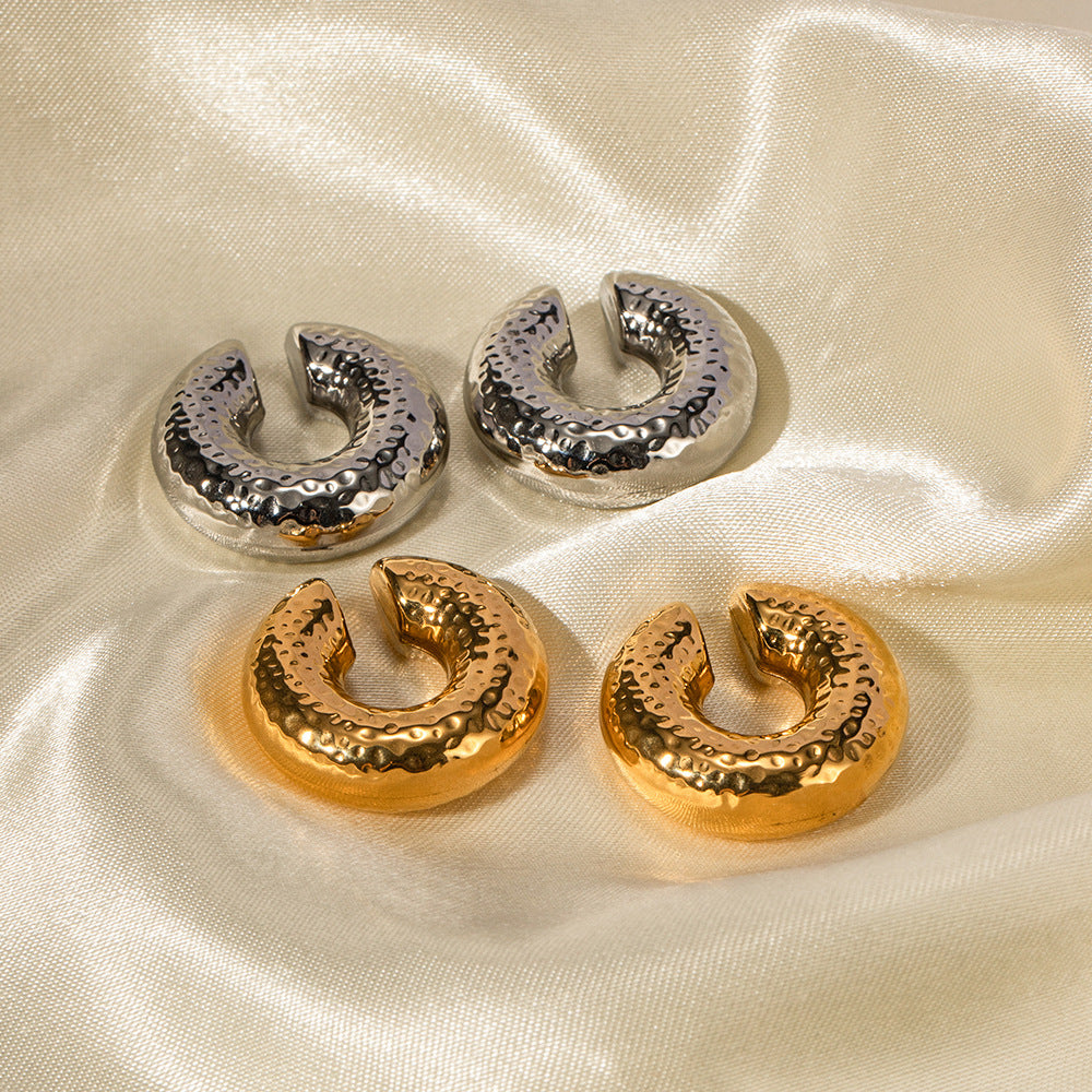 Textured C-shaped ear clip jewelry