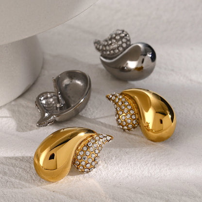 Double teardrop-shaped rhinestone earrings