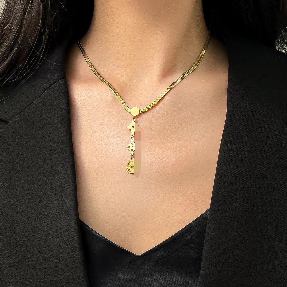 Titanium Steel Lucky Clover Tassel Necklace — Women's Snake Chain