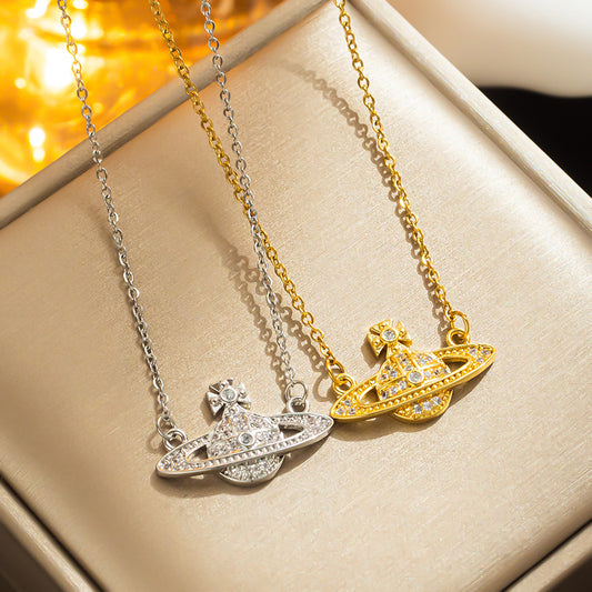 Colar Saturno Oco de Prata com Strass - Hot Item 
