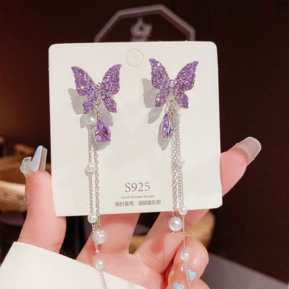 Butterfly earrings are advanced