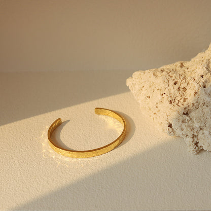 Handmade hammer bracelet for women