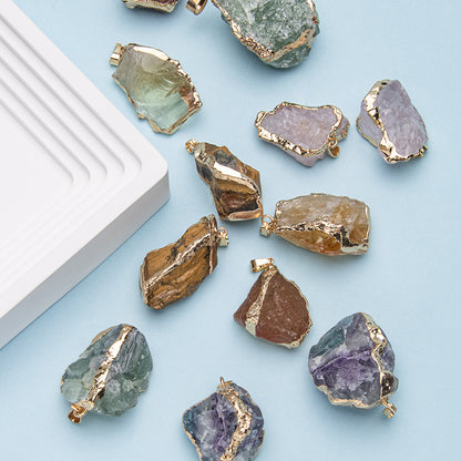 Crystal amorphous bezel rough stone pendant