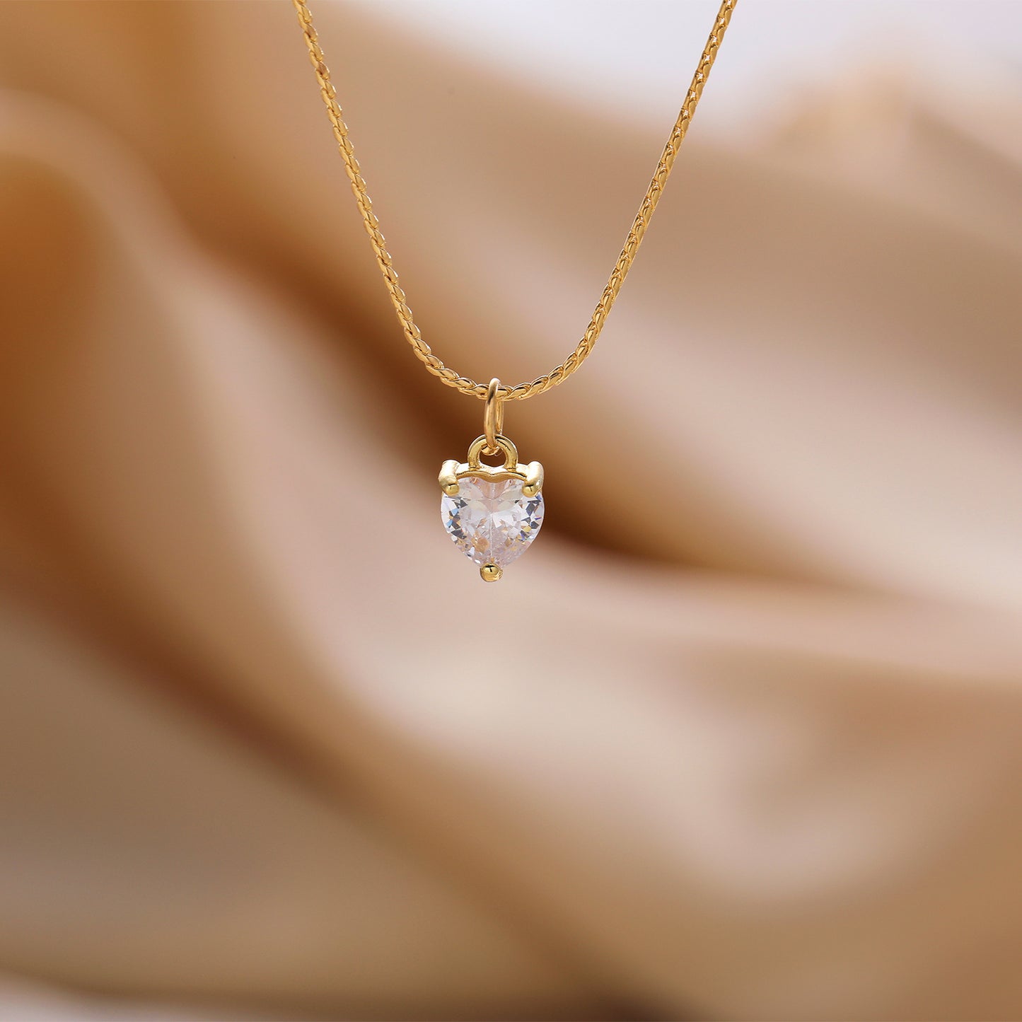 Fashion Temperament Collarbone Necklace