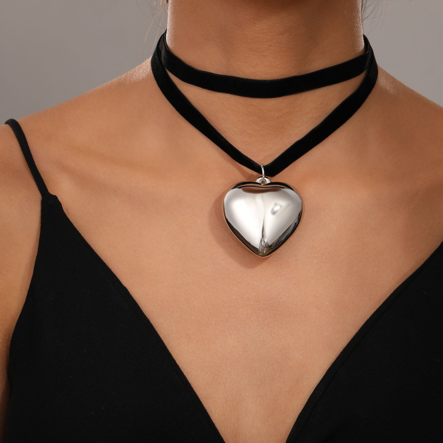 Collar de corazón de terciopelo de doble capa 