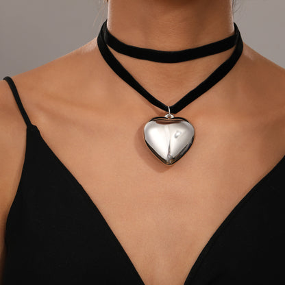 Collar de corazón de terciopelo de doble capa 