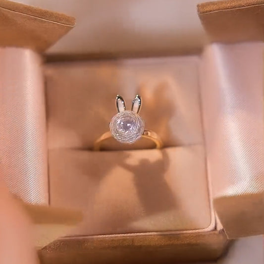 Easy to sell ring female cute smart rabbit rotatable ring light luxury niche design index finger ring new