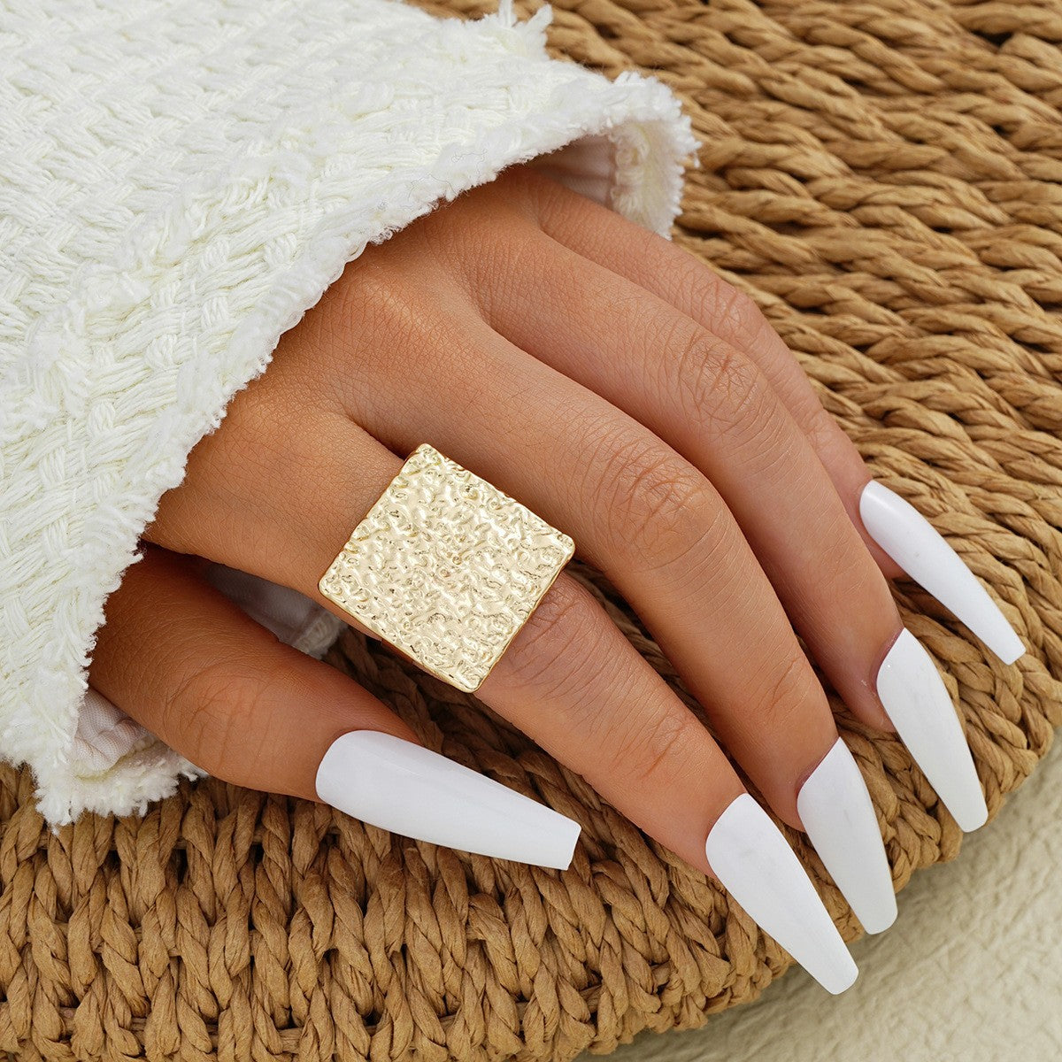 4-Piece Irregular Flower Ring Set