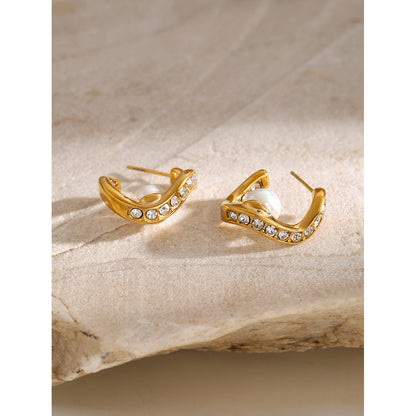 Wave shape earrings