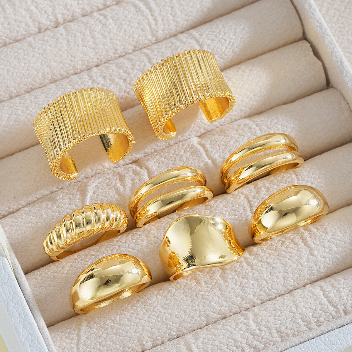 Geometric Stripe Ball Ring Set (8 Pieces)