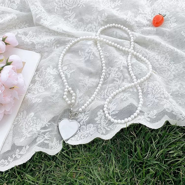 Pearl chain metal heart messenger bag