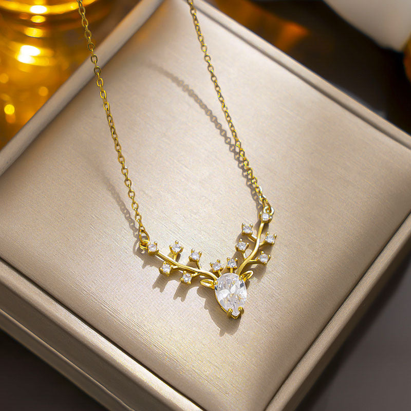 Colar de veado, presente feminino ideal para o Dia Internacional da Mulher 