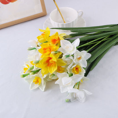 Artificial flower single daffodil bouquet