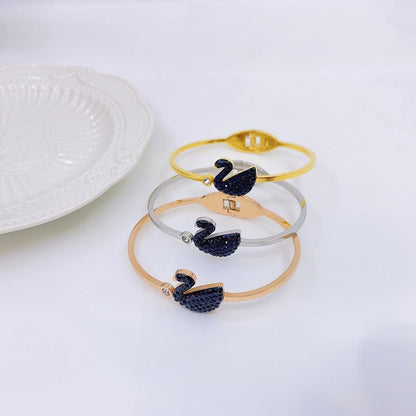 Black and White Swan Bracelet